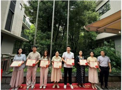 以学习致敬使命，以荣誉照亮征程 | 汉宁轨道举行第三期升旗暨学习标兵表彰仪式